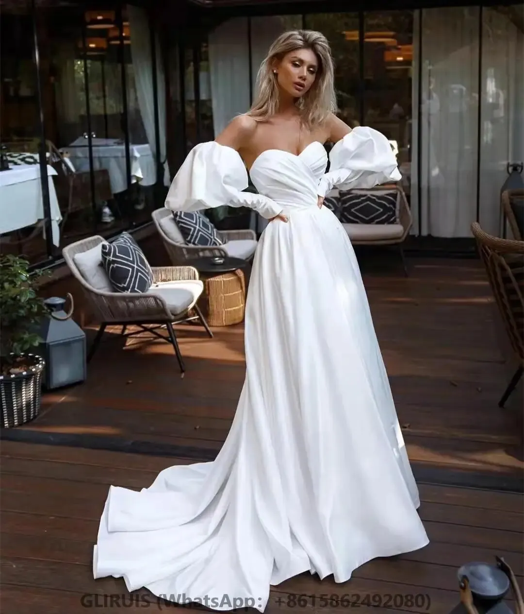 

Sweetheart Satin Pleated Wedding Dresses With Detachable Sleeve A-Line Sweep Train Bridal Gowns vestido de noiva for Women