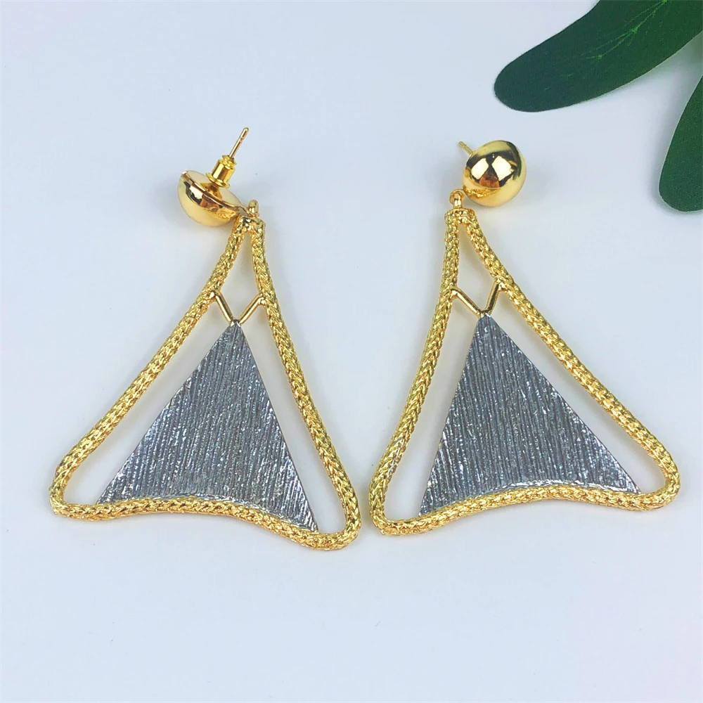 Italy 18k Gold Plated Jewelry Set For Women Classic Design Shiny Necklace Hoop Earrings Bangle And Ring Fashion 4PCS Set Jewelry - 3