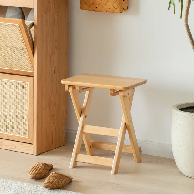 Taburete plegable de madera maciza, pequeño banco portátil de Maza, taburete  de Haya para el hogar, ahorro de espacio, silla plegable de cocina, silla  de comedor - AliExpress