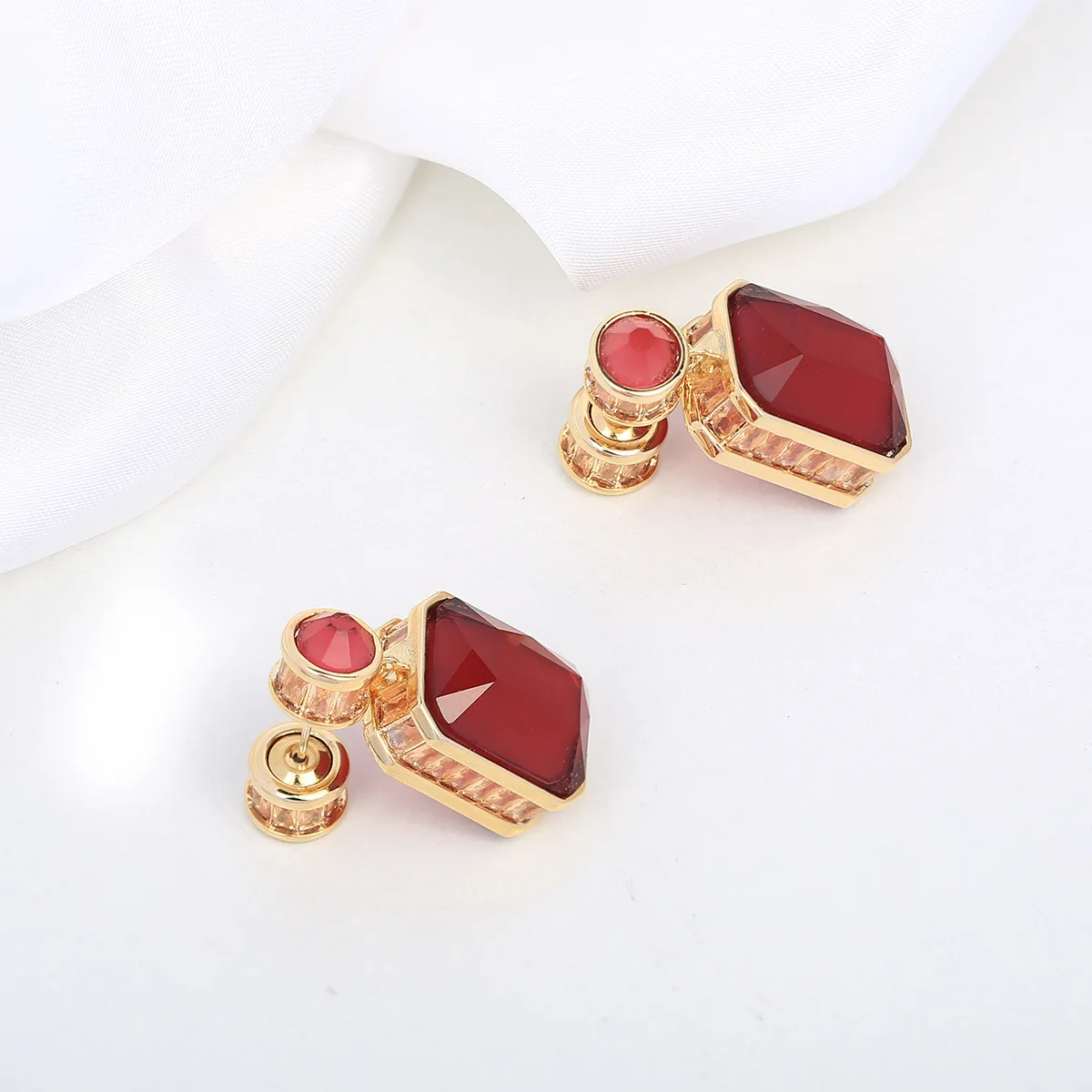 FXLRY High Quality Red Color Cubic Zirconia Luxury Simple Wedding Luxury Solid Geometry Earring For Women Wedding Jewelry