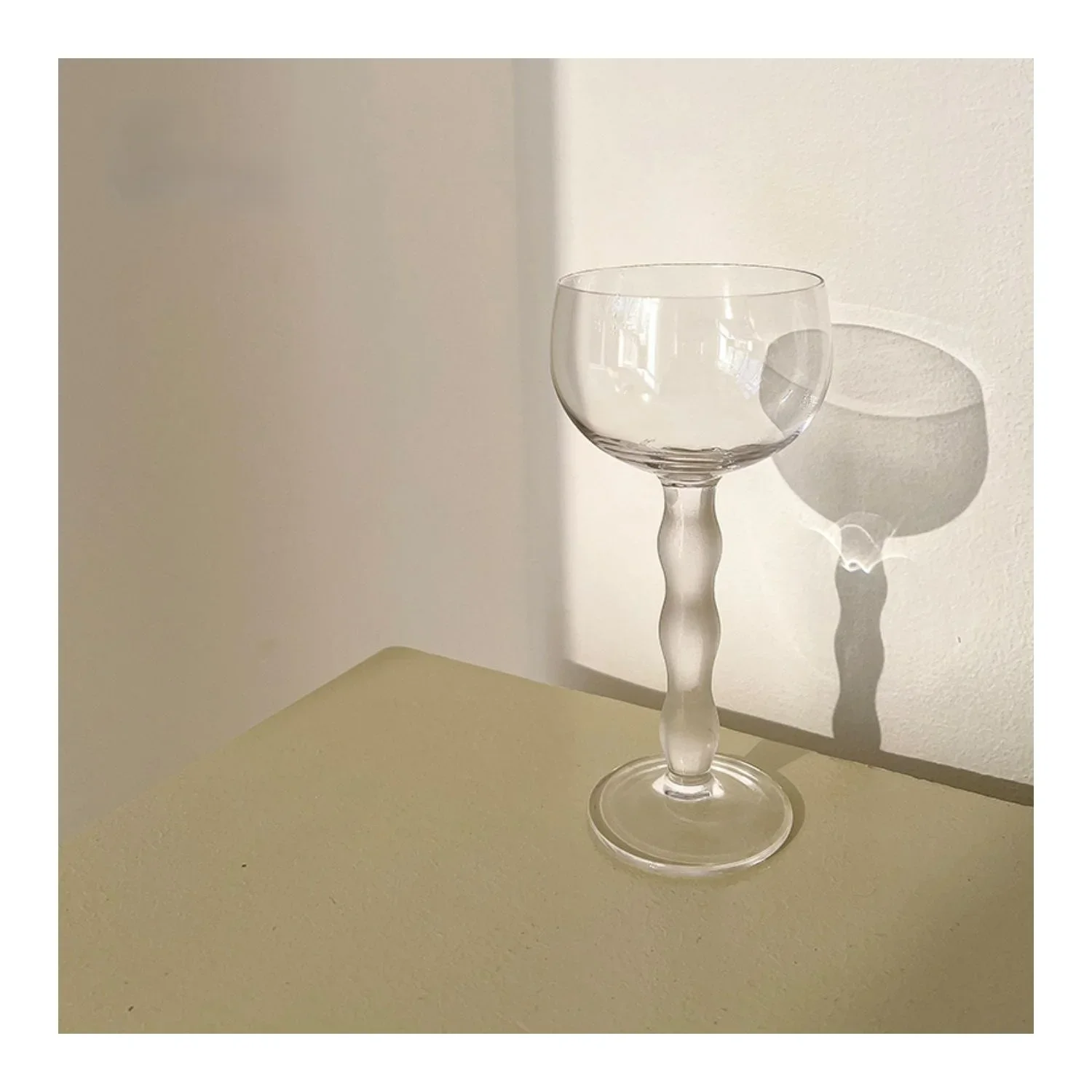 Wine Glass Cocktail Glass Frosted Cup Wavy Handle Champagne Goblet Wine  Glasses Drinkware Kitchen Dining Bar Water Bottle - AliExpress