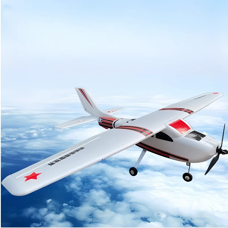 고정익 항공기 모델, Cessna essna182PLUS 날개 길이 1.2 m, 리모컨 입국 연습기