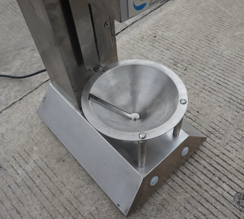 220V/110V 360-600 Pieces/hour Automatic Coconut Shelling Machine, The Machine Needs To Be Used with 50L Air Compressor. 5