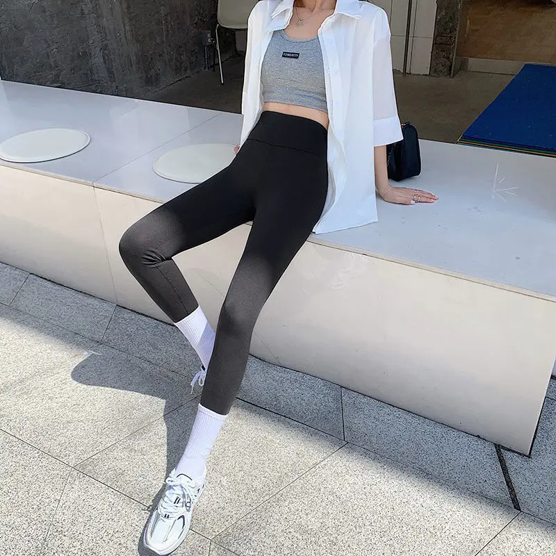 Yoga pants black