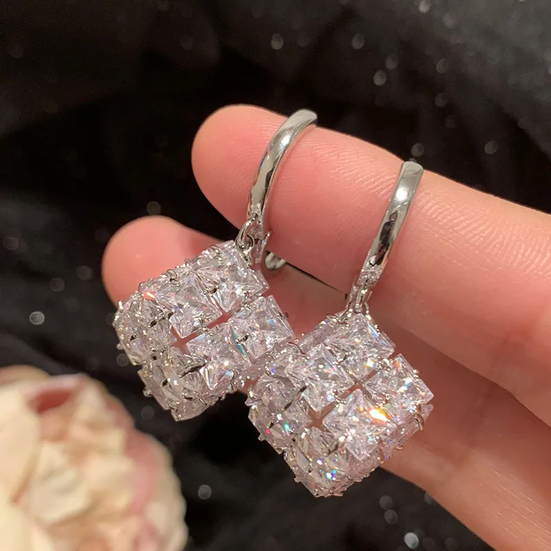 

2023 Women 3D Rubik's Cube Exaggerated Hollow Quadrilateral Ultra Sparkling Zircon Sieve Ear Clasp Earrings