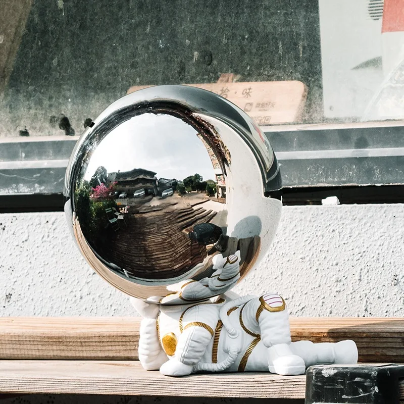 Statua di astronauta Supporto per cellulare da ufficio Decorazione Figurine di astronauta Supporto per telefono cellulare Supporto per staffa Accessori Regali