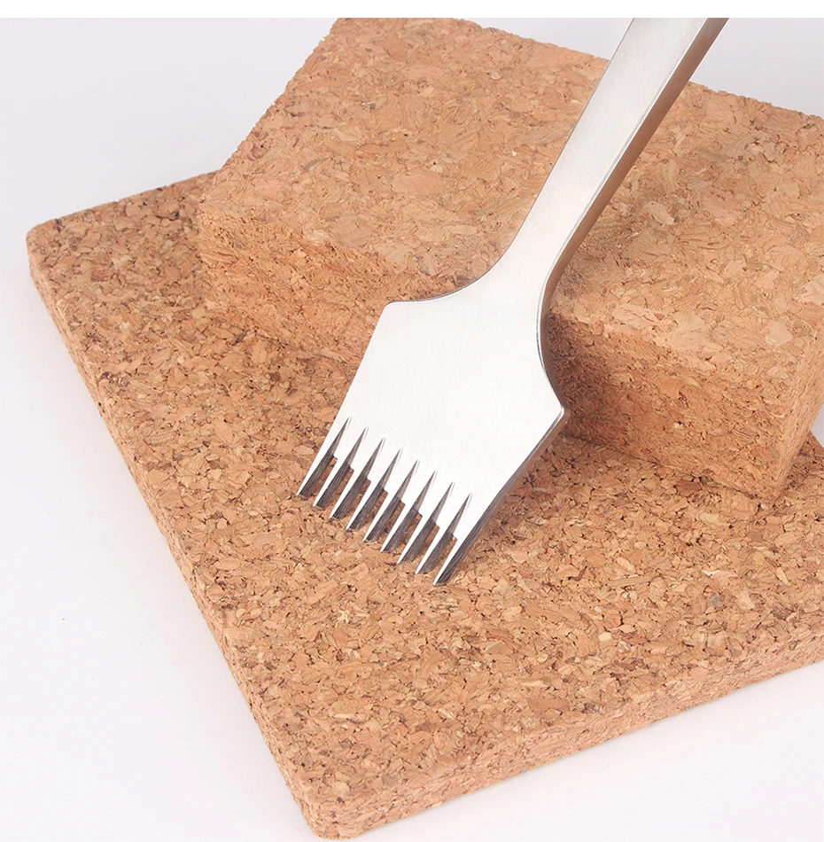 QJH 2 Piece Leather Craft Punching Pad Rubber Mute Board Cutting Hole Stamping Tool, Stamping Mallet Mat Protective DIY Craft