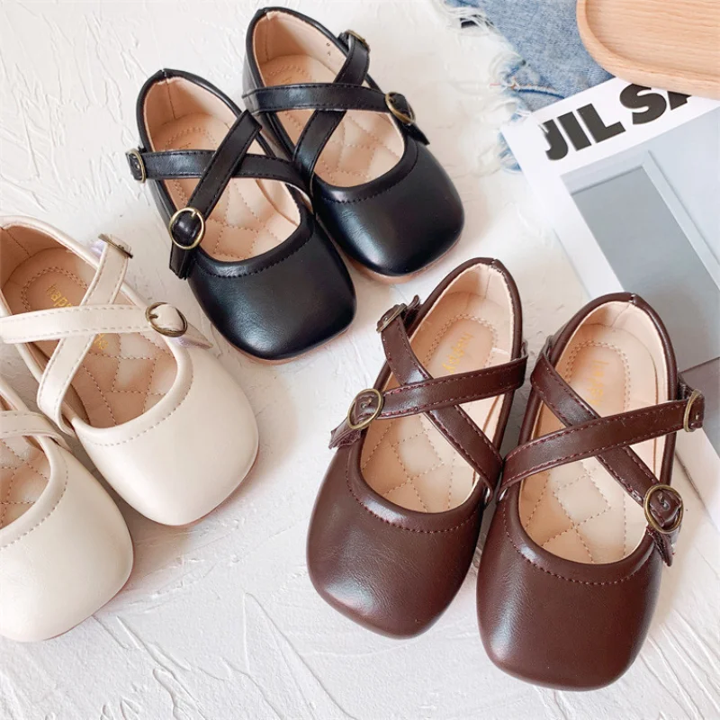 

Children's Spring Autumn New Square Mouth Breathable Anti Slip Small Leather Shoes Girls' Fashion Soft Sole Solid Princess Shoes