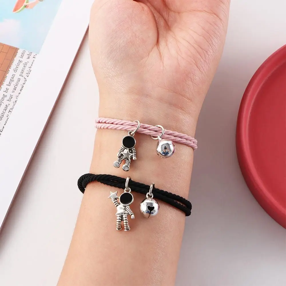 

Fashion Accessories Alloy Small Bell Women Friends Astronaut Wristband Valentine's Day Gift Couple Bracelet Hand Rope