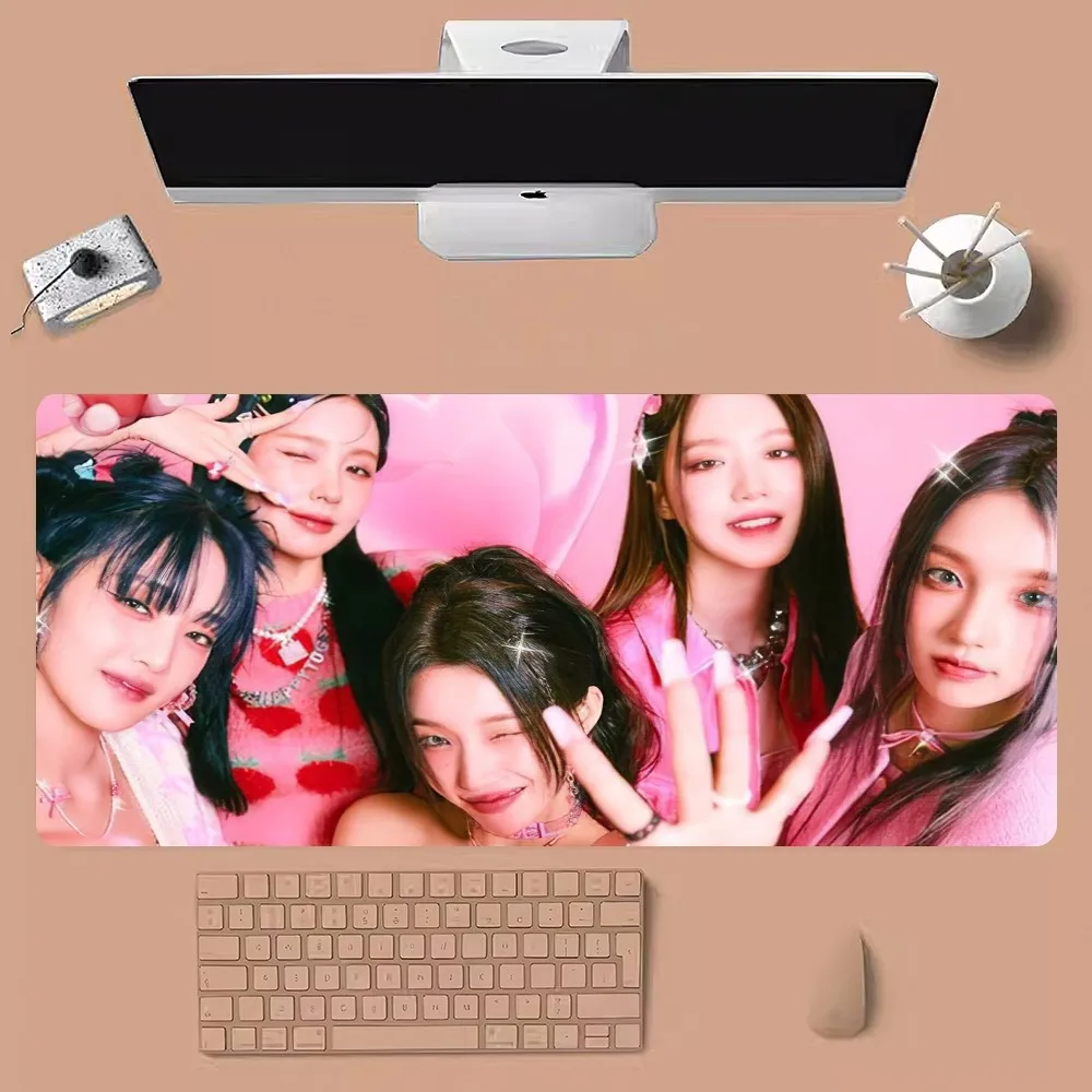 Kpop (G)I-DLE Mousepad Large Gaming Compute Gamer PC Keyboard Mouse Mat