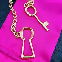 Nouveau collier long clé de mode européenne et américaine 3