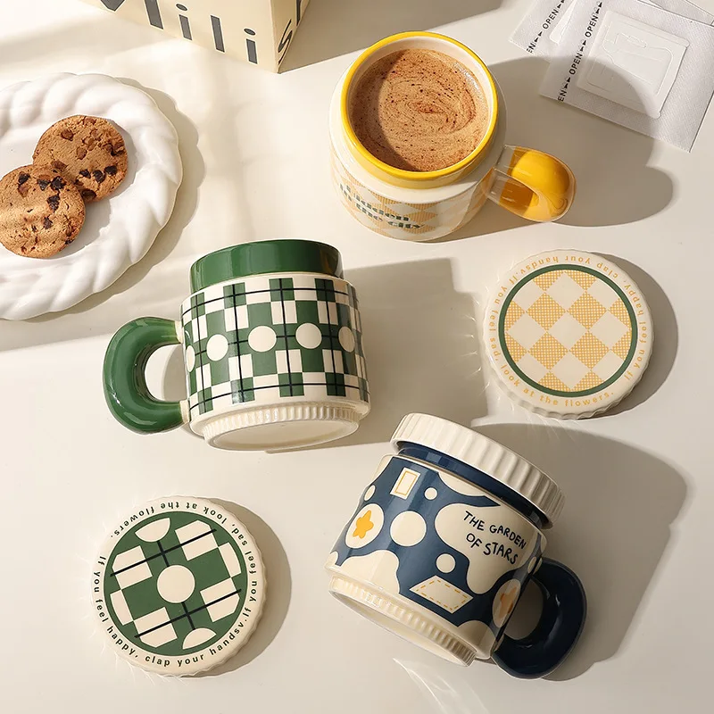 

Ceramic Coffee Cup Mug with Lid Handle Milk Cup Creative Flower Oatmeal Breakfast Cup Home Kitchen Retro Light Couple LuxuryGift