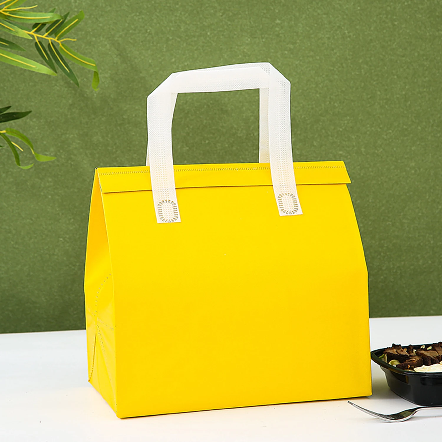 Portable Foldable Cooler Bag, Waterproof Aluminum Foil Thermal Box, Multifunctional Cak... - SKU FCB01346 - UGI Packaging