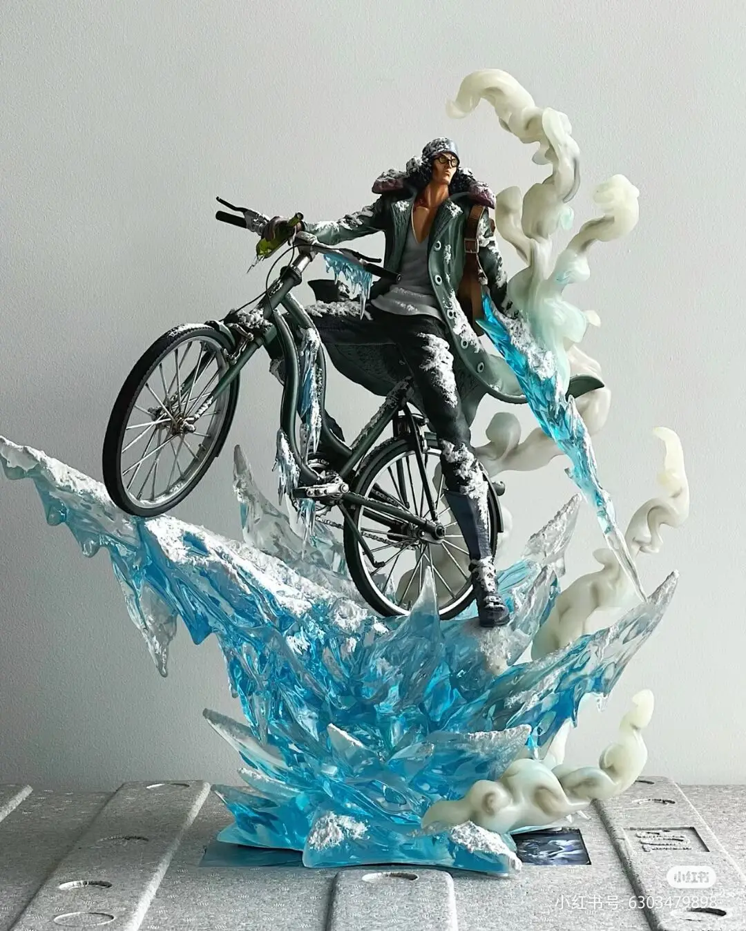 ONE PIECE KUZAN & BICYCLE フィギュア ONEPIECE ワンピース クザン