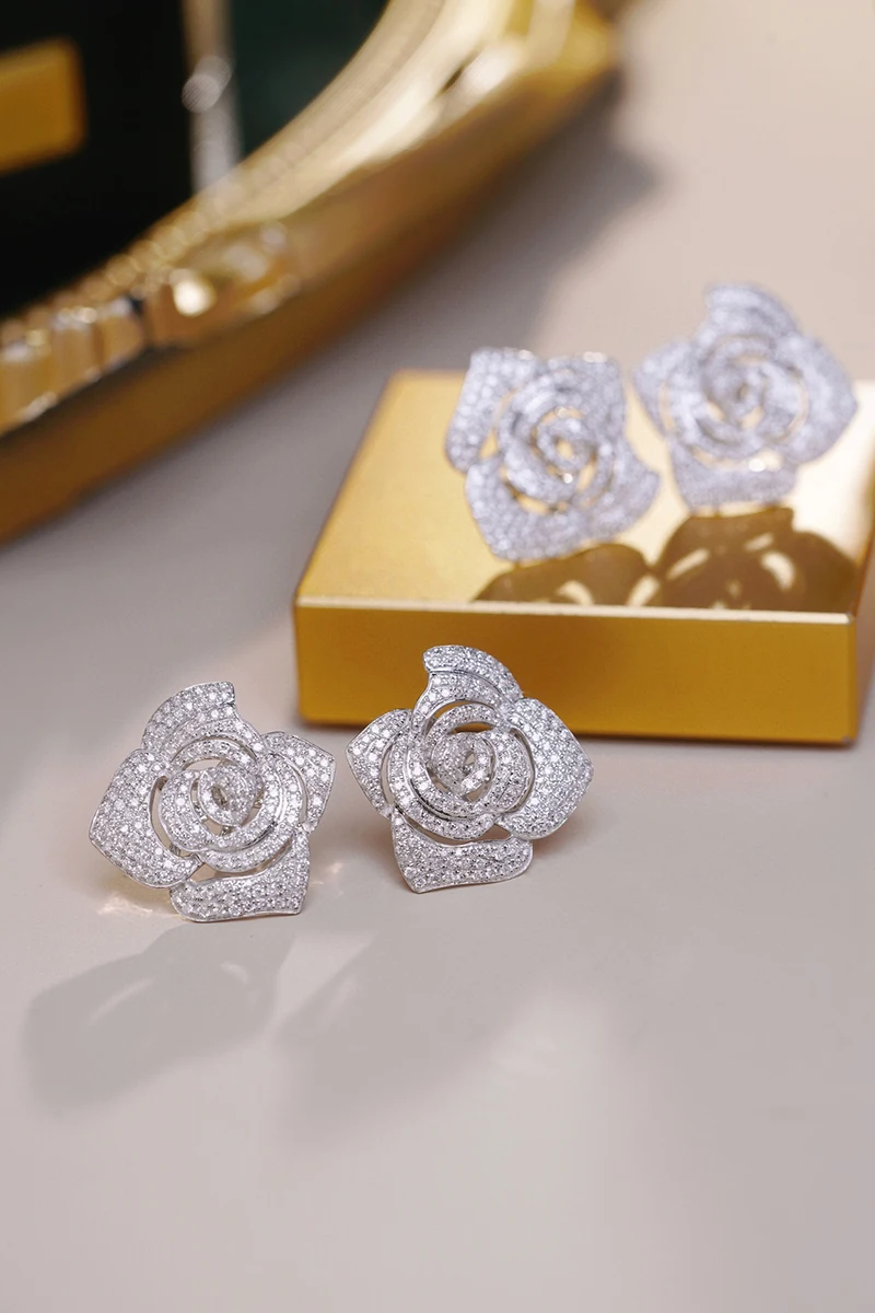 Metal: 18K White Gold Real Diamond Rose Earrings