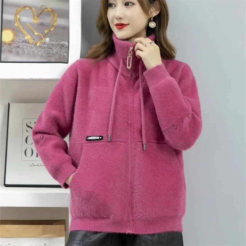 

Short Ladies Faux Mink Velvet Jacket Women's New Autumn Winter Coats Baseball Uniform Casual Jackets Cardigan Fashion Outwear