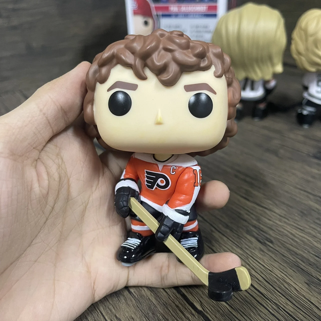 Daphne - What's your #HUSTLE? Pre-save the new single here:  http://smarturl.it/hustle-presave | Facebook, image size:1284x1284