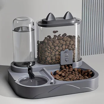 2-in-1 Pet Feeder 1