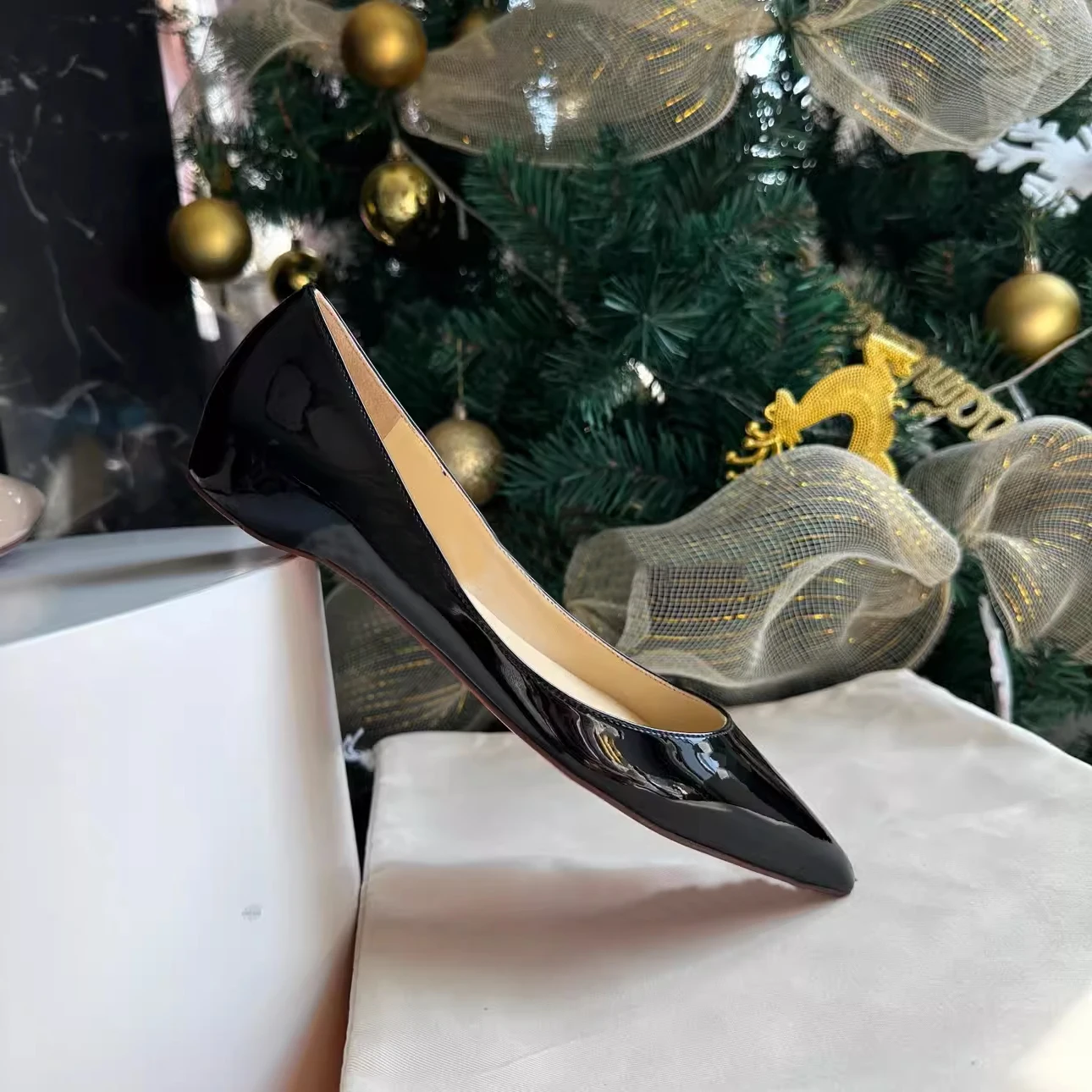 High Quality Sheepskin Patent Leather Women's Flat Shoes 24 New Pointed Shallow Mouth Sexy Nude Black Red Single Shoes For Women