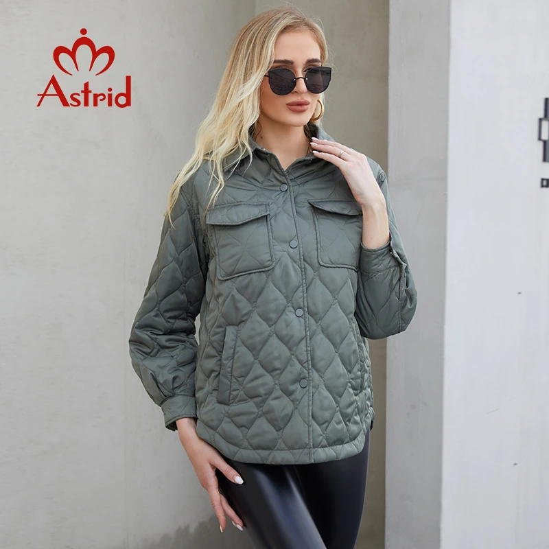 

Astrid 2022 Spring Women Parkas Oversize Diamond Pattern Padded Coats Lapel Pockets Loose Short Jacket Outerwear Quilted ZM-7547