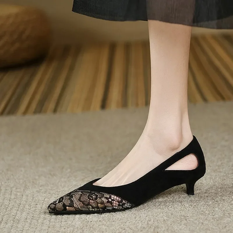 

Small Size 33 Women Suede Flock Shoes Pointed Toe Kitten Mid Heel Size 41 42 Shallow Hollow Cutout Pumps Office Lady Shoes Balck