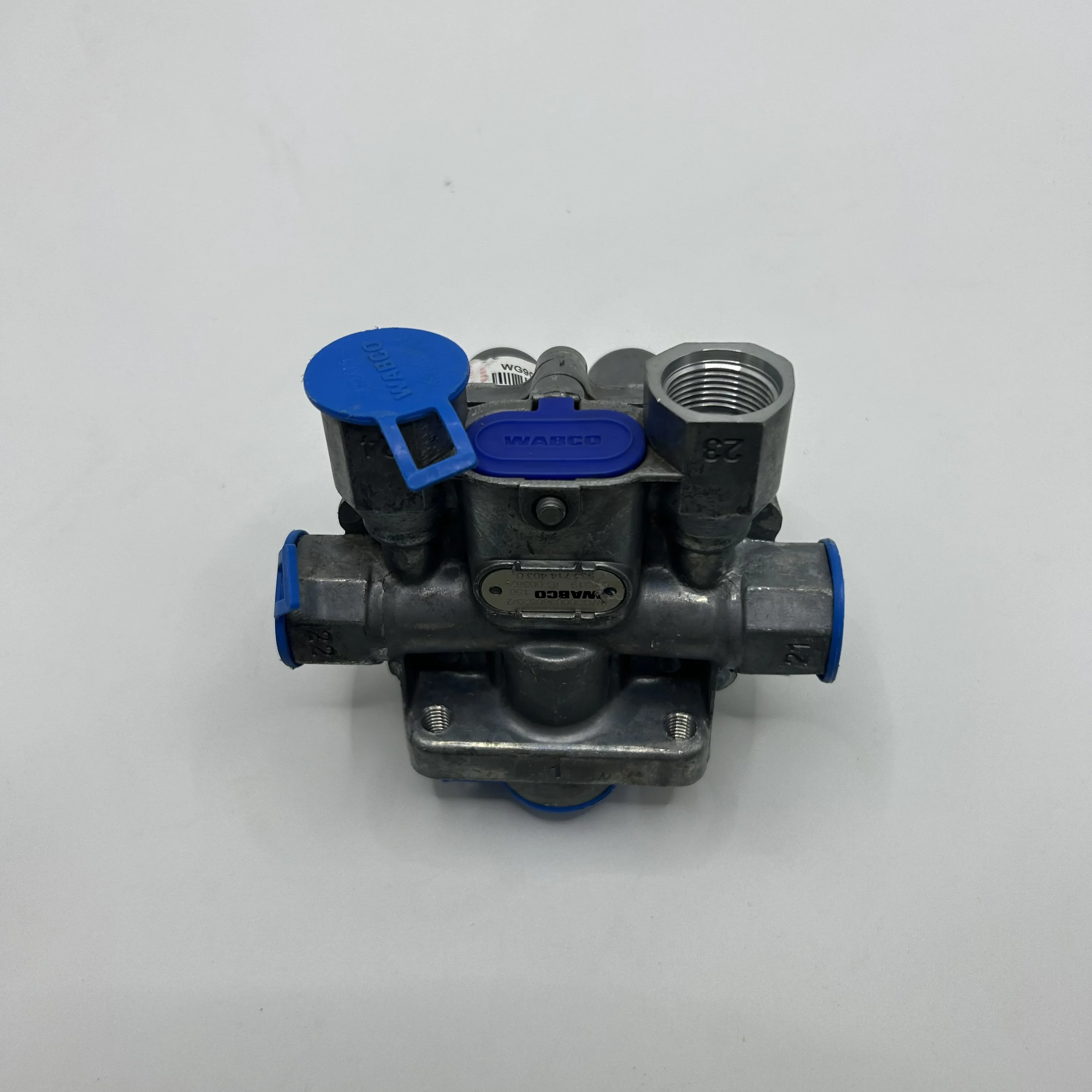 WG9000360523 four-circuit for Sinotruk Howo four-way valve protection valve truck parts