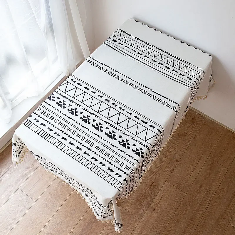 

Богемное простое фольклорное искусственное водонепроницаемое синельное настольное льняное искусственное покрытие ткань для обеденного стола