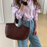 Sac fourre-tout tissé à la main de marque, grand panier à légumes en cuir véritable français avec poche intérieure tissée, fourre-tout à bandoulière sous les bras 5