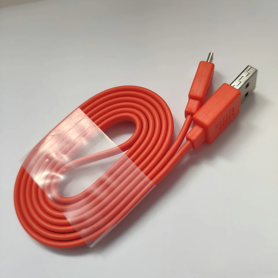 JBL CHARGE3 Bluetoothスピーカー　充電ケーブル＋ケース付 Amazon.co.jp: JBL CHARGE3 Bluetoothスピーカー IPX7防水