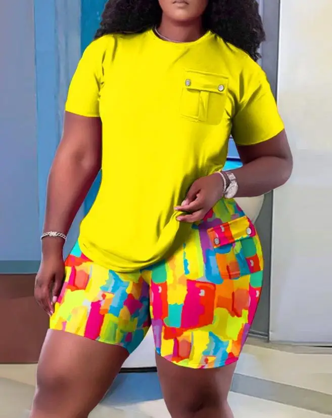 Plus Size Green Blue Tie Dye Printed Pocket Design with Round Neck Loose Short Sleeved Top and 3/4 Shorts Summer Women's Set