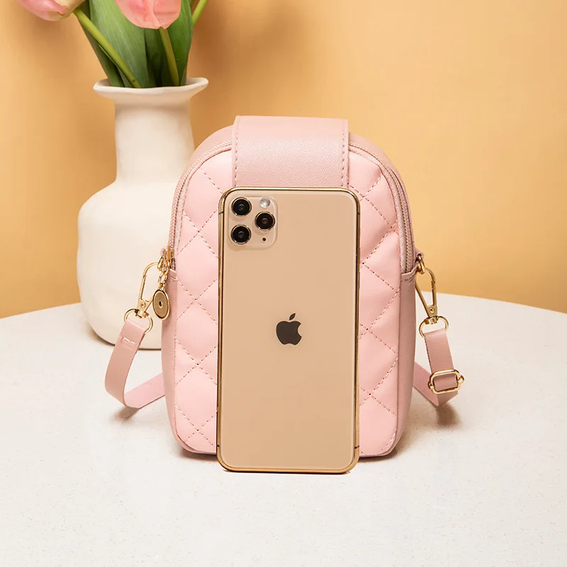 Рисунок 5 - Сумка кросс-боди Женская с вышивкой