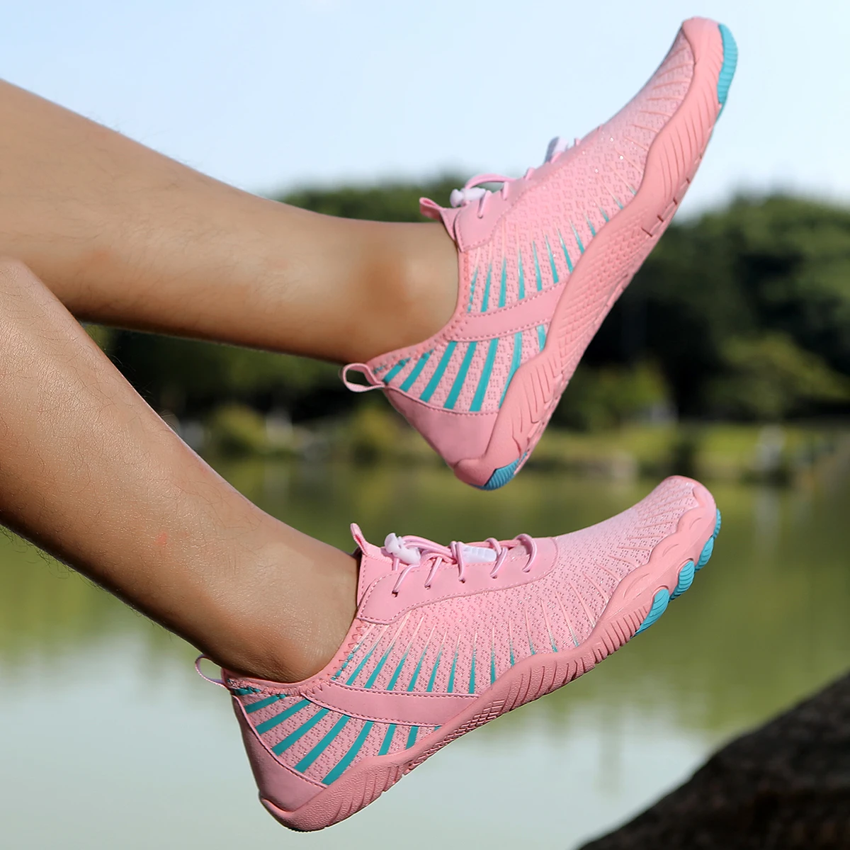 New Quick-Dry Aqua Shoes Couple Summer Beach Anti-Slip Aqua Shoes Swimming Wading Breathable Creek Tracing