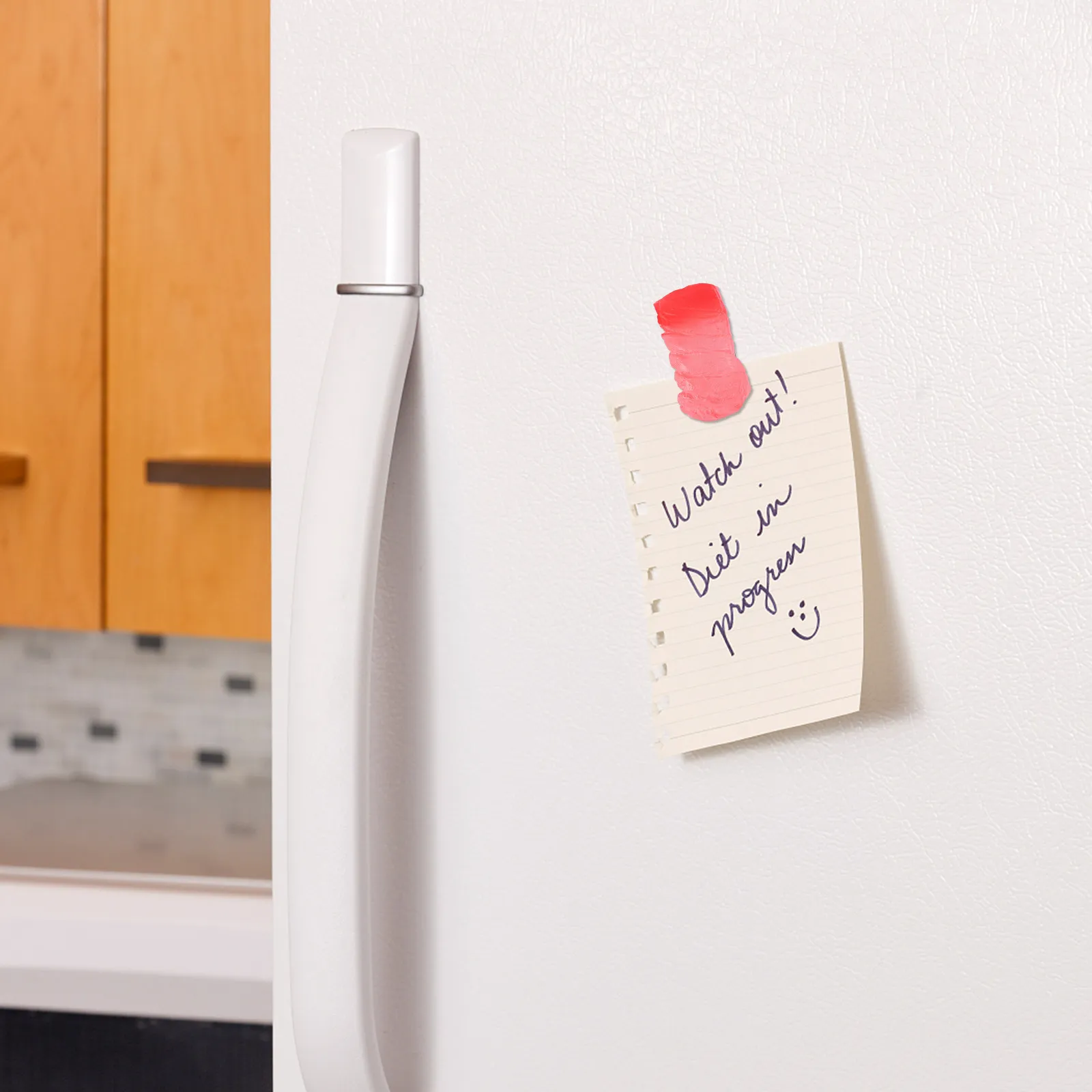 3Pcs 스시 모양의 냉장고 자석 음식 테마 냉장고 장식 주방 캐비닛 화이트 보드 음식에 대한 강력한 접착 수지 자석