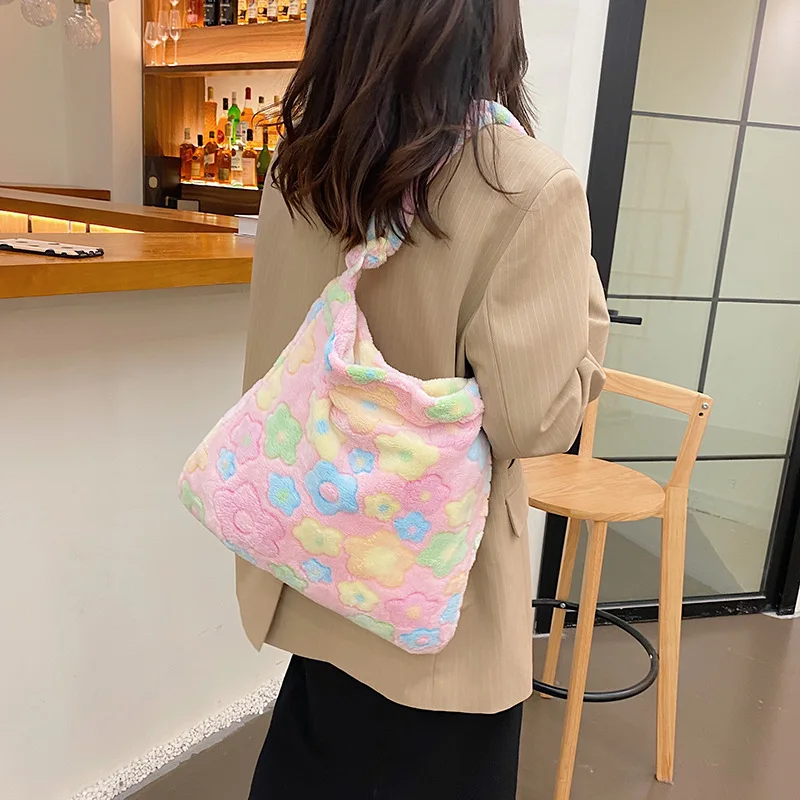 Fashion Flowers Shoulder Crossbody Bags For Women Soft Plush Shopper Totes Female Large Capacity Handbag Warm Fluffy Bucket Bags