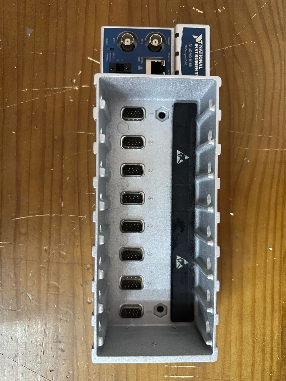 National Instruments CDAQ-9188 이더넷 컴팩트 DAQ 섀시, 8 슬롯