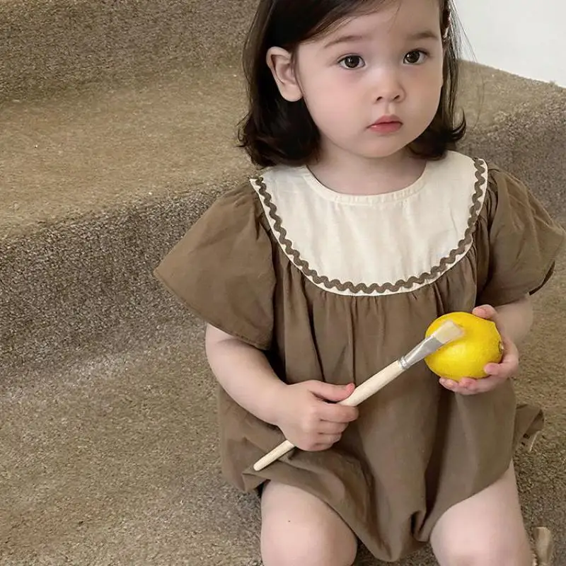 

Костюм для новорожденных 2024 летний Удобный свободный комбинезон в стиле ретро с рукавами-мушками для маленьких мальчиков и младенцев хлопковый Тонкий Повседневный боди детская одежда