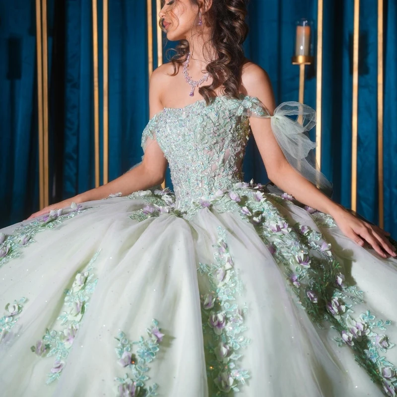 

Light Green Shiny Ball Gown Quinceanera Dresses 2024 Appliques Lace Sweet 16 Dress Pageant Gowns vestido de 15 anos años