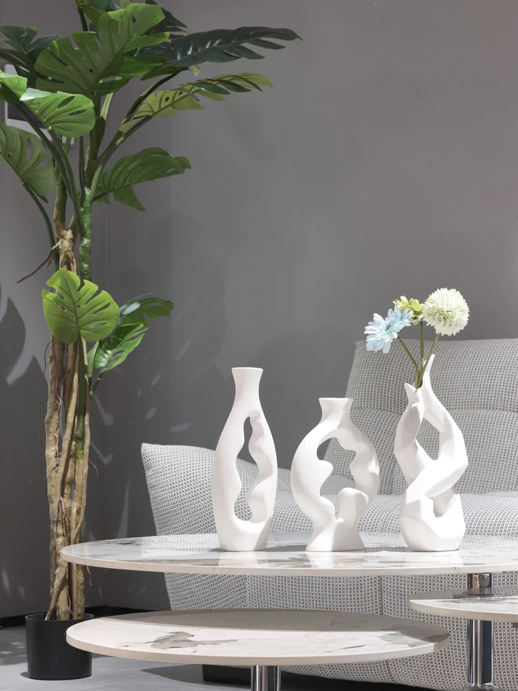 

INS. White creative Nordic ceramic vase decoration, dry flower living room, flower arrangement, tabletop, attic, flower ware