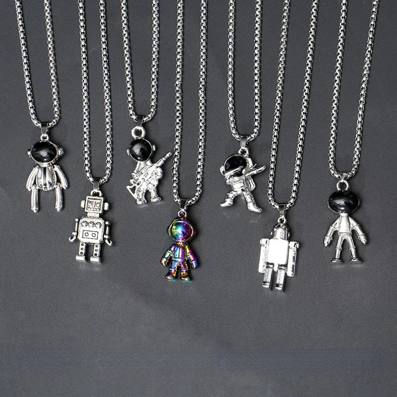 

2022 Hip Hop Titanium Steel Pendant Necklace for Women Men Cute Fashion Astronaut Daisies Couple Necklace Jewelry Party Gift