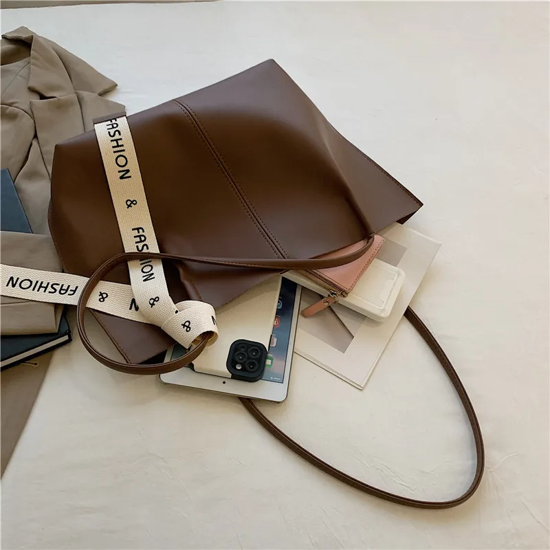 Street Fashion Women's Bag Versatile PU Leather Shoulder Bag with Scarf Stylish Tote Bag Large Capacity Handbag Women Daily Use