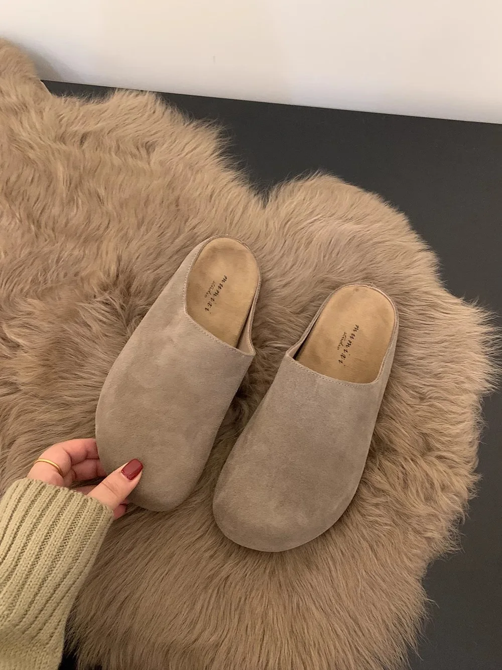 Comfortable Suede Mules For Women Flat Backless Slip On House Shoes_voghion.com