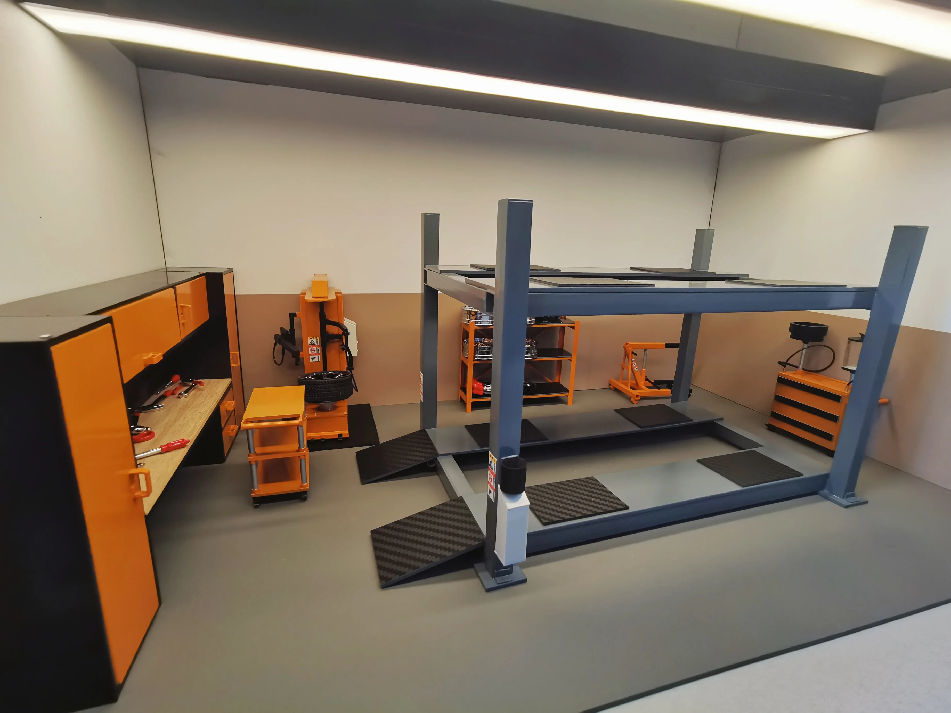 Luxury Grey Handmade Model Car Diorama Lift 1:64 1:43 1:24 1:18 Double Single Deck Garage Scene Static Stand 4
