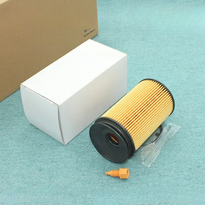 Car Oil Filter Car Filter QC000001 Engine Oil Filter Mitsubishi Fuso Canter 2012-