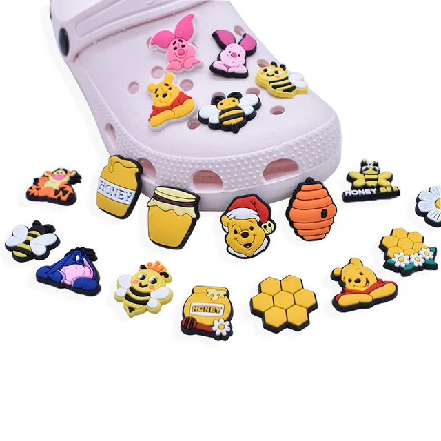 Cartoon 3D Bear Winnie The Pooh Cute Pink Clogs Buckle Removable Croc Charms  DIY Cute Boys