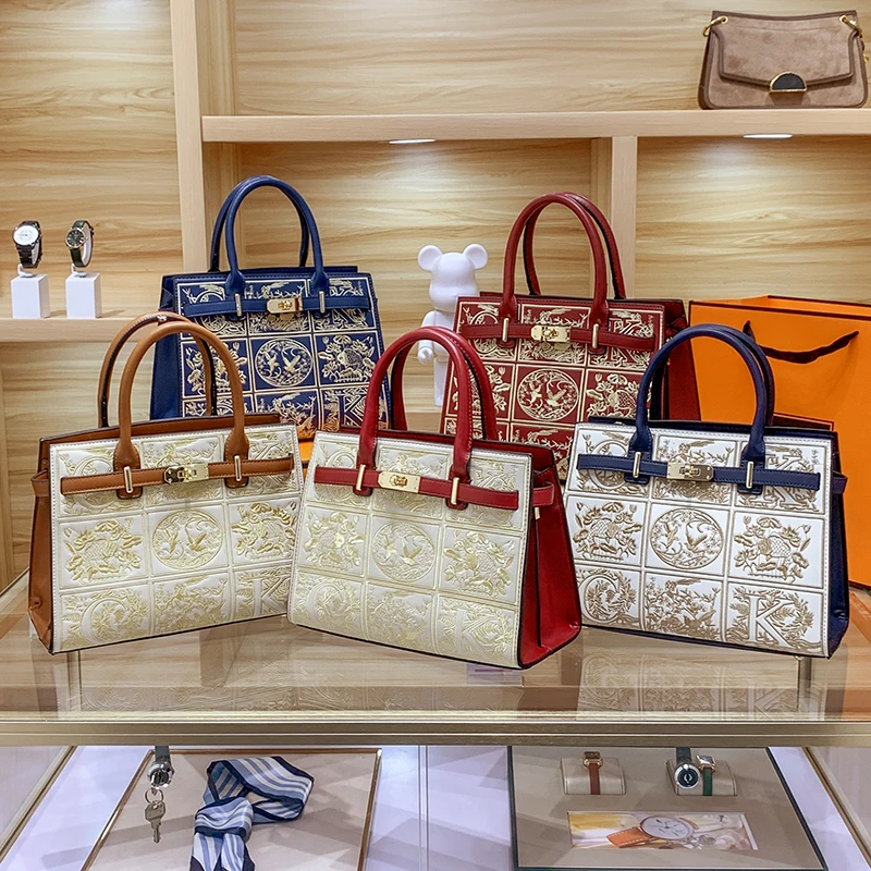 

Original Design Tote Bag For Lady Master Quality Leather BK Bag CHINESE STYLE Embroider Trapeze Bag For Women Charming Gift