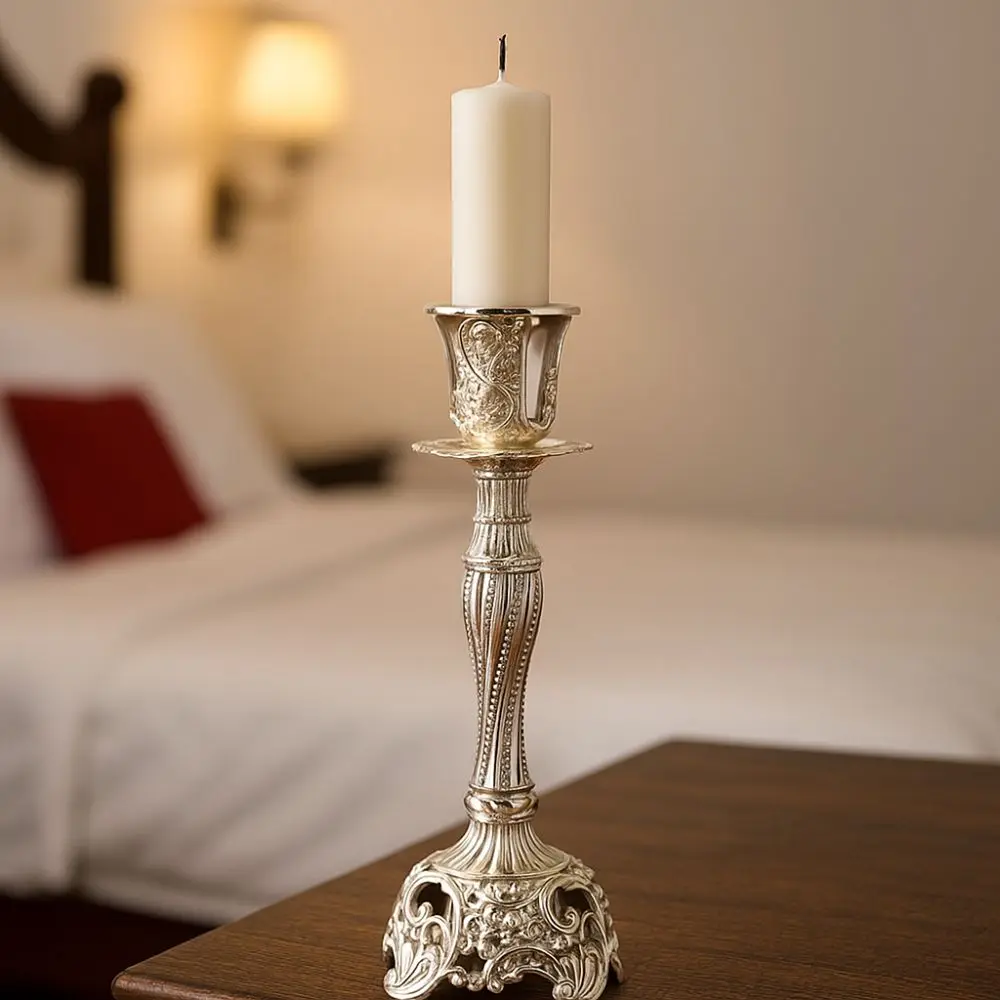 Decorative Retro Taper Candle Holder Single-Headed European Style Retro Candlestick Romantic Wedding Candlestick Wedding