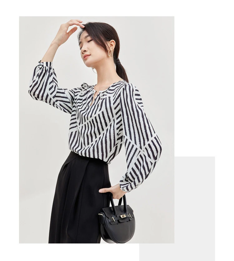 SENTUBILA Women Elegant Print Chiffon Blouses and Tops 2025 Contrast Striped Round Neck Puff Sleeve Loose Autumn Shirts 133V5130