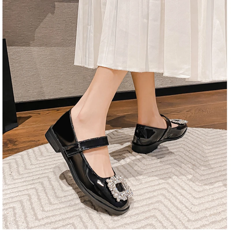 2023 Spring Autumn New Fashion Square Head Rhinestones Patent Leather Flat Heel Shallow Mouth Sweet Mary Jane Shoes 34-43