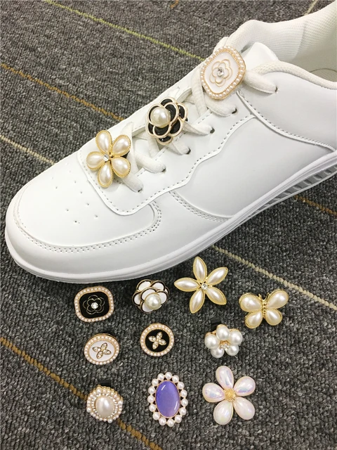 Premium All-Gold Shoelace Charms to Adorn Your Shoes