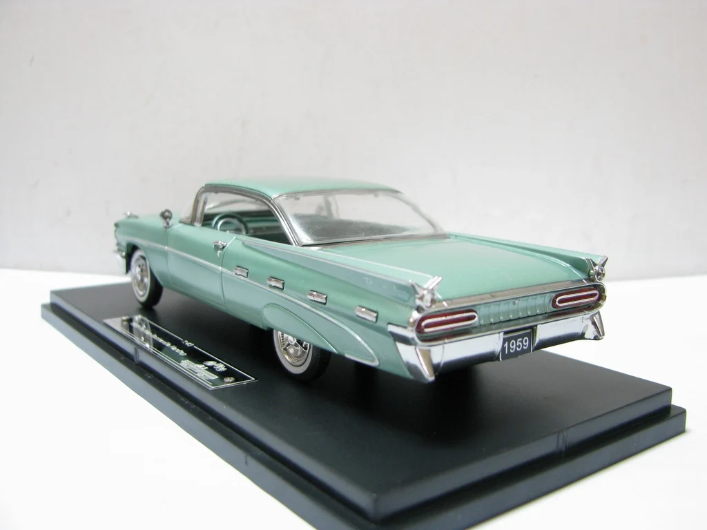 Diecast 1:43 Scale GFCC Pontiac Coupe 1959 Bonneville
